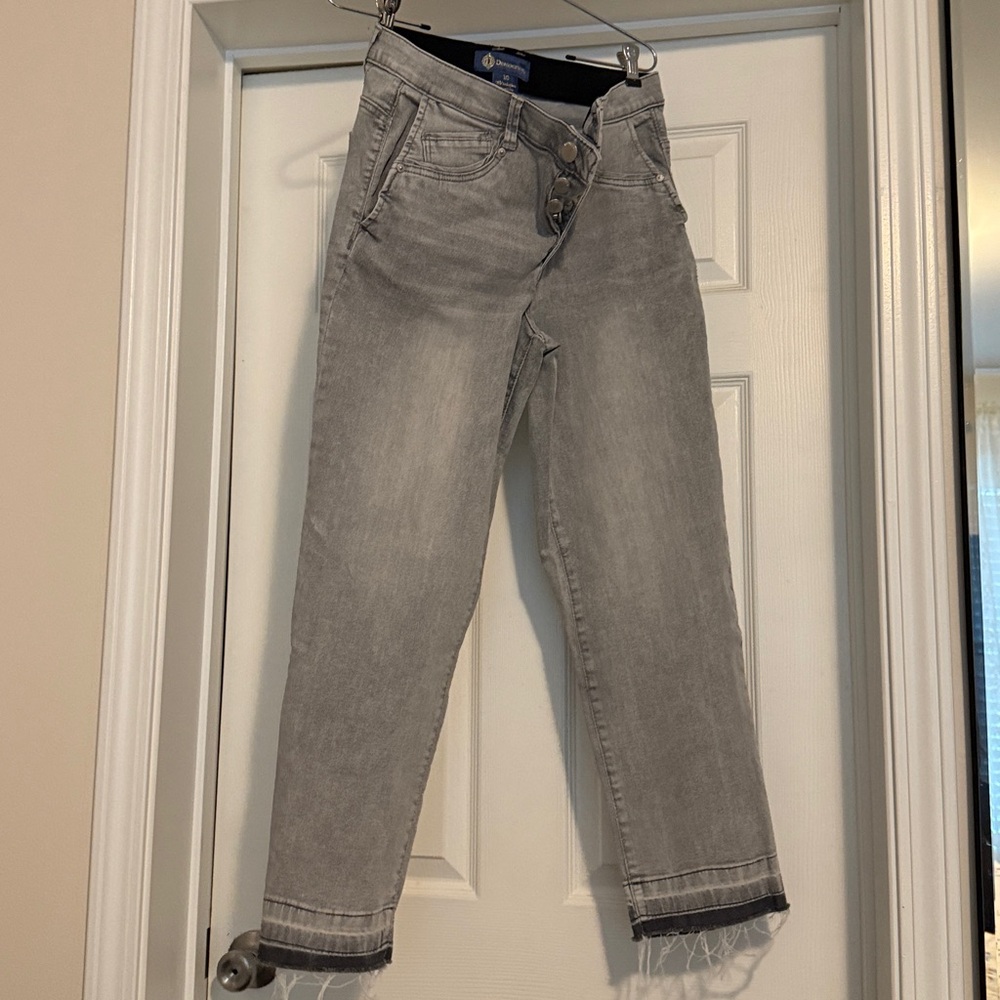 Democracy Women's Straight Leg Jeans - Light Gray